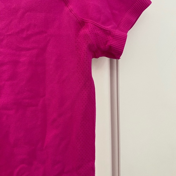 90 degrees Hot Pink Shirt Size Small - Picture 3 of 9